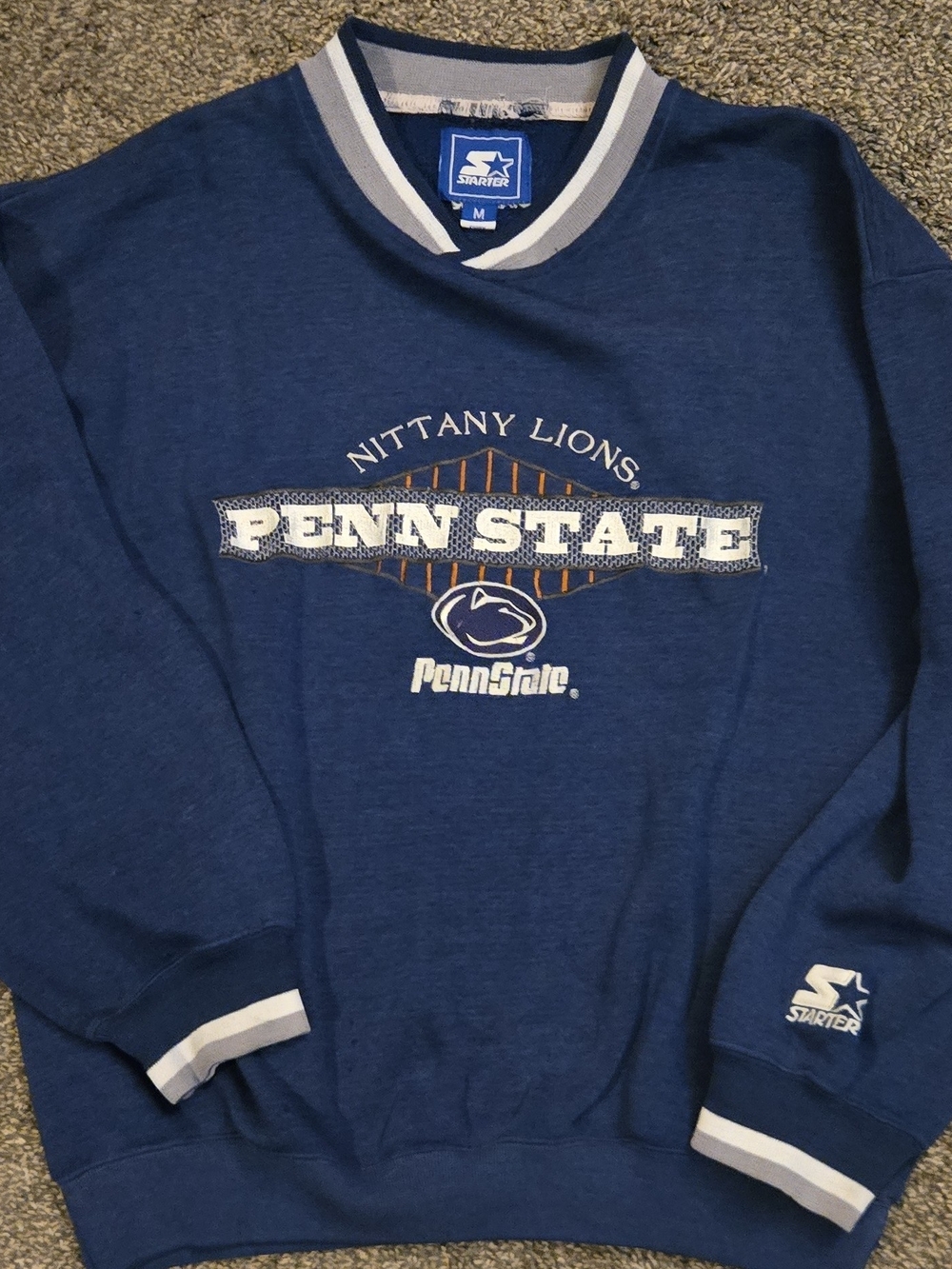 Vintage STARTER Penn State Navy Blue Crewneck Sweatshirt with White Accents